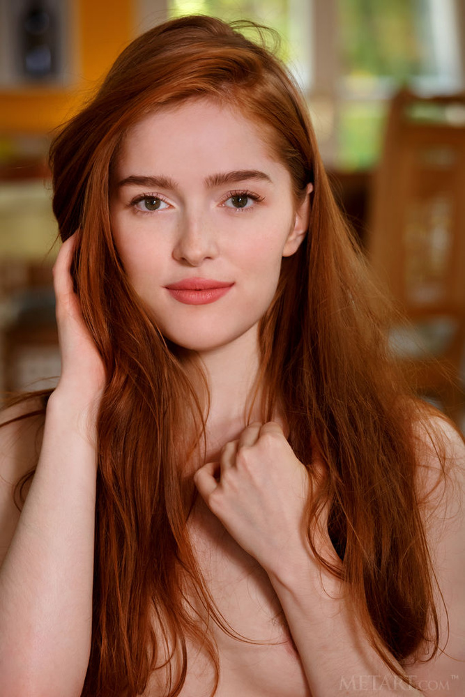 Jia Lissa in Red Wood by Luca Helios