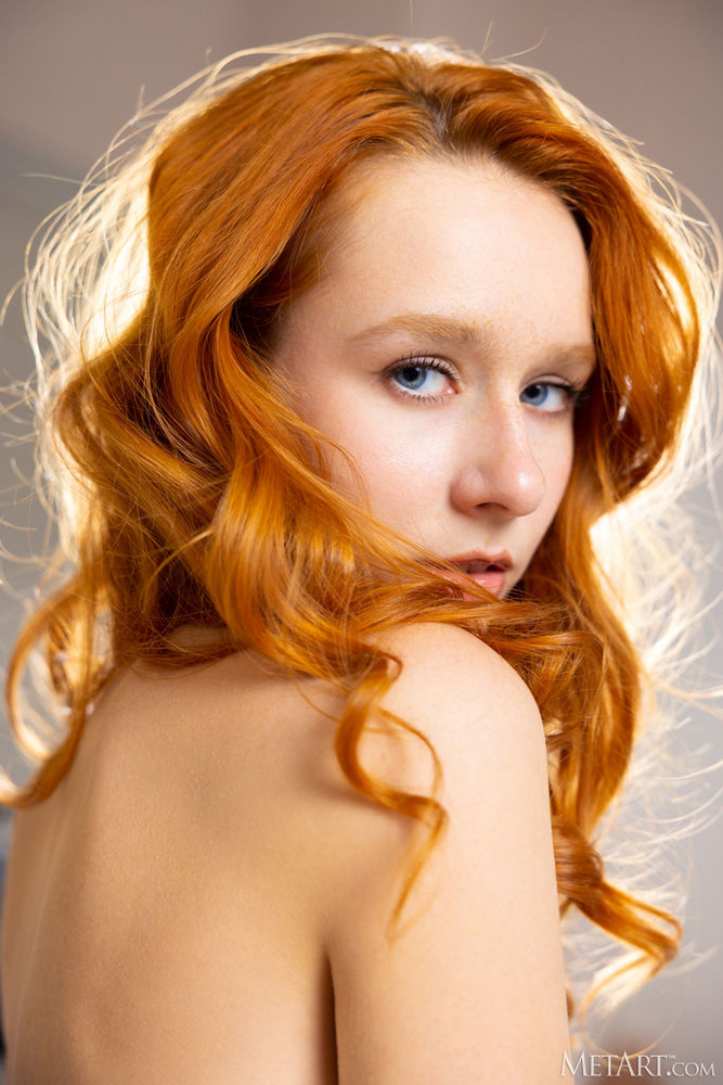 Lila Rouge in Cloud Nine by Nudero