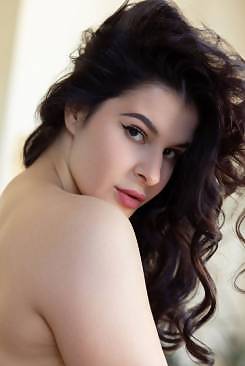 Pandora Red in Sweet Enticement by Nudero