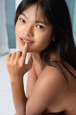 Lilly Narak in Presenting Lilly Narak by Robert Graham
