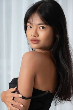 Lilly Narak in Presenting Lilly Narak by Robert Graham