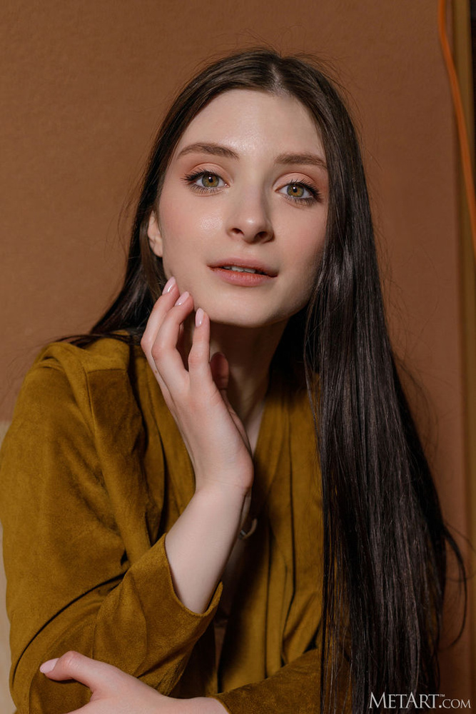 Marion Summers in Persuading by Julia Kalias